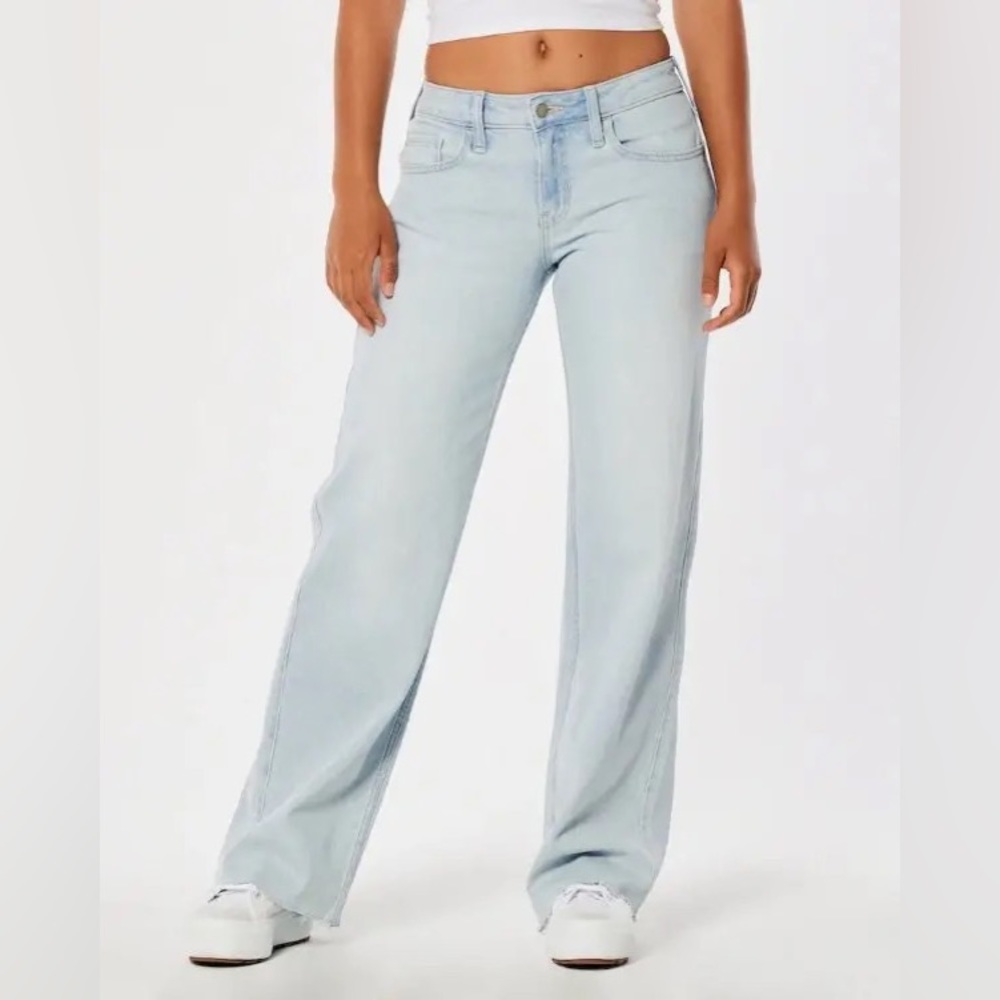 NWT Hollister Low-Rise Light Wash Y2K Baggy Jeans